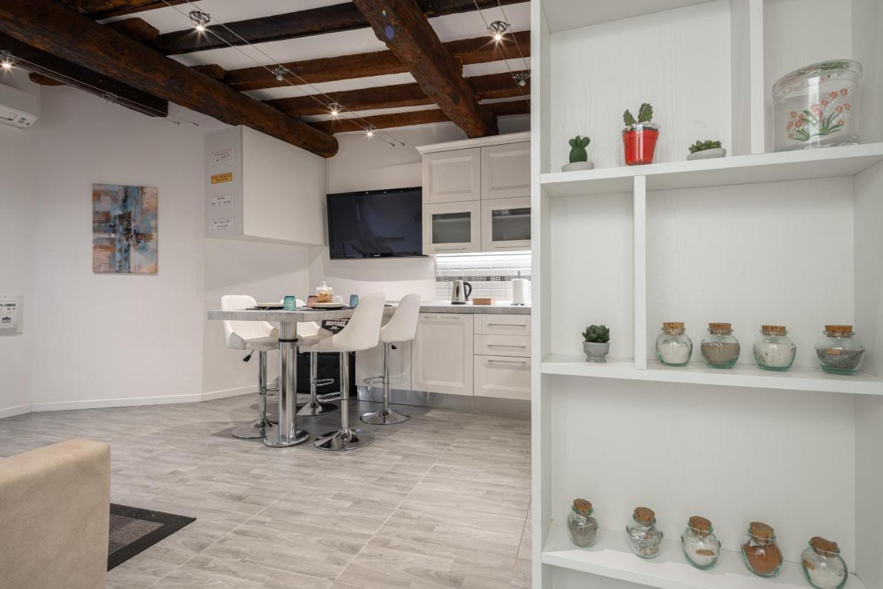 Rialto Boutique Apartment Venice Exterior photo